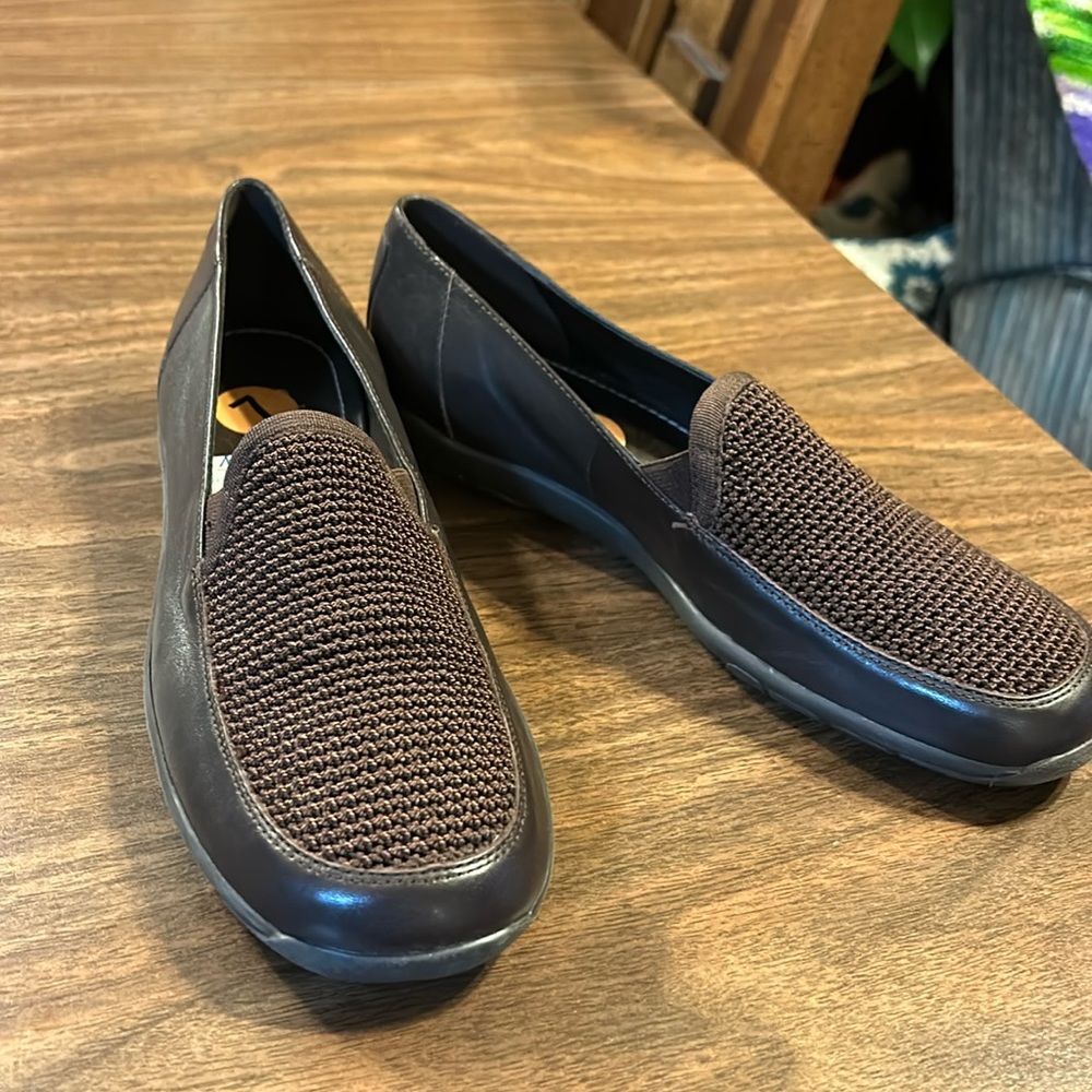 NWT Sak Leather Loafer Sz. 7